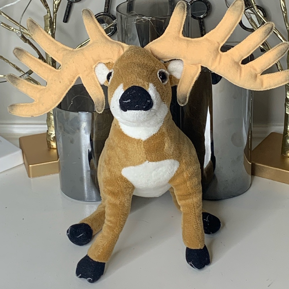 NWOT elk stuffie